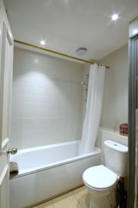 Primrose Hill Classic with a Modern Touch