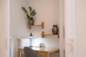 Mets-Athenian Horizon Escape