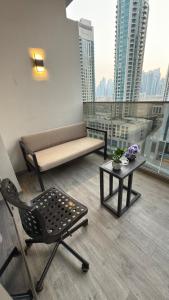 Burj Khalifa View 5 Mins Walk to Dubai Mall