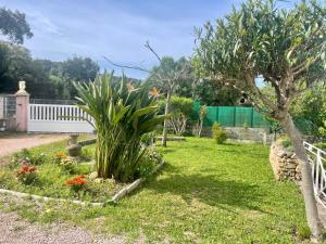 Appartements LOGEMENTS ACCES PISCINE - T2 Residence Serena : photos des chambres