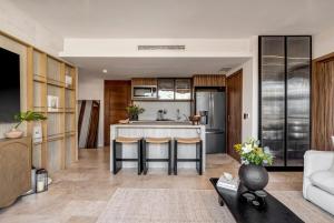 Gorgeous Luxury Penthouse at Xalet Tulum with Private roof and Jacuzzi