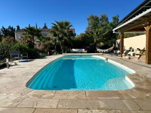 Villas Grande Maison 23 Pers Sauna Spa Piscine Petanque : photos des chambres