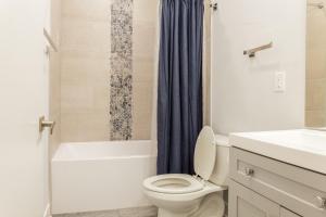 Central Philly 2BR2BAWiFi WDSleeps 4-6