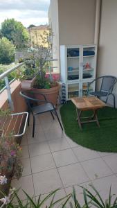 Maisons d'hotes Belle chambre avec terrasse : photos des chambres