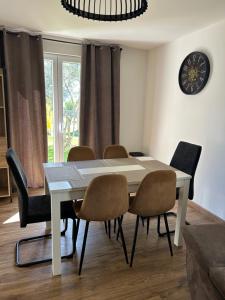 Villas Villa d-Aneta : photos des chambres
