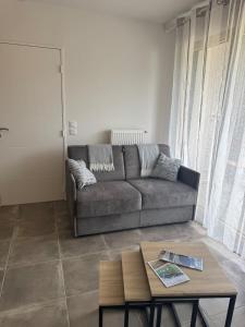 Appartements O-petit nid sauge T2 45m place de parking : photos des chambres