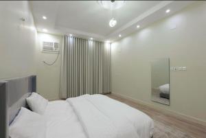 غرفه وصاله بطابع انيق وهادئ