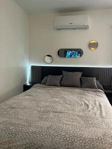 Modern Residence Agave Dorado with AC and HotTub