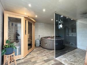 Villas Grande Maison 23 Pers Sauna Spa Piscine Petanque : photos des chambres
