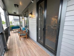 Brand New Construction! 3 Unit5 Bed Property