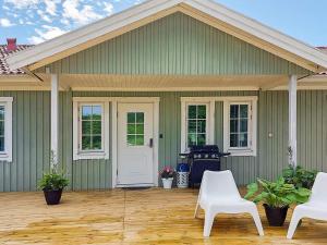 8 person holiday home in ELLÖS