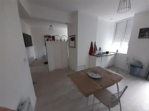 Appartements Apaartement pres du Stade du Hainaut : photos des chambres