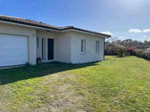 Maisons de vacances Maison de vacances avec piscine idealement situee : Maison 3 Chambres