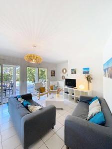 Résidence Eden Parc - Superbe villa avec piscine chauffée pour 8 personnes Lacanau Océan MAE-0631