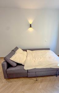 T1 luxe Hyper centre 100 m du port Clim wifi fibre