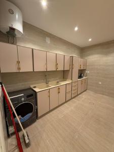 Luxury room and salon in Al Aqeeq