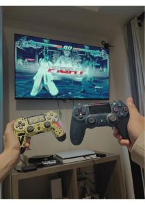 Azure Staycation by Leojen