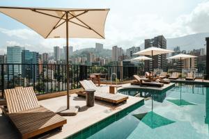 Heiss Hotel