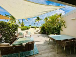 Coco Beach 2 bedrooms beachfront