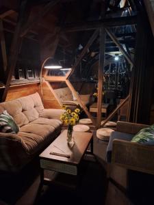 Romantic and private wooden cabin