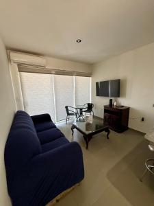 Depa de 3 Recamaras en CERRITOS a 2 cuadras de PLAYA ! - 303 V -