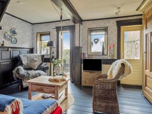 Chalet in Ternaard near Heritage Site