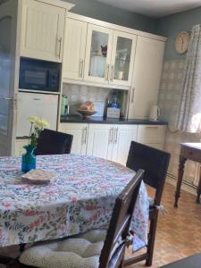 House Six Bed 4km from Limerick City Centre