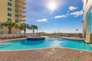 Crystal Shores West 607