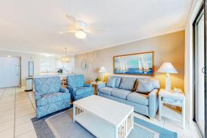 Seaside Beach & Racquet Club 3404