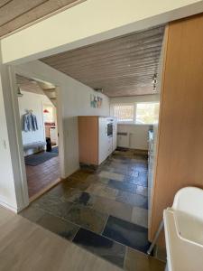 140 modern m2 in quiet neighborhood with lovely courtyard