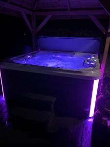 Rose Cottage at Hilltop Hideaway