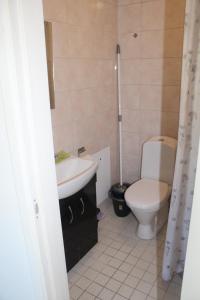 Central Ground Floor Flat Near Beach & Transit