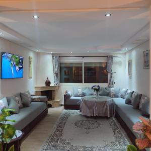 lux appartement avec piscine