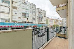 2-bedroom gem Central Odivelas