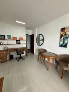 Flat na Barra com Vista Deslumbrante para o Mar