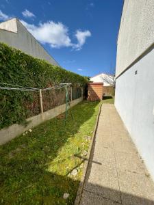 Maisons de vacances Grande maison & annexe, a deux pas de la Rochelle : photos des chambres