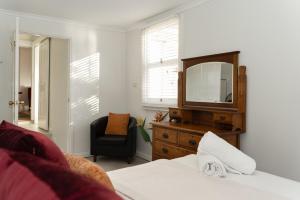 Walk To City & Hospital