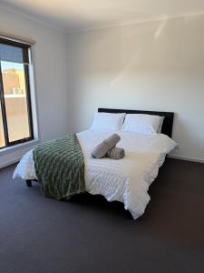 Central Deluxe Escape