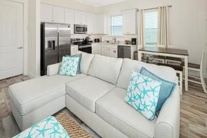 Sea Shell Blue Cottage Near Disney With Private Pool And Margaritaville Resort & Island H2O Access - 8039Kd