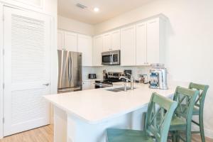 Peachside Cottage Near Disney With Margaritaville Resort & Island H2O Access - 8037Dr