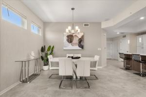 3 Bedrooms 2 Bathrooms Storey Lake 3180-308