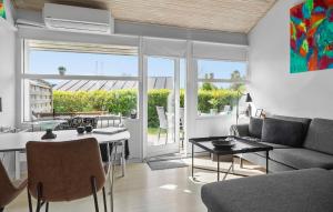 2 Bedroom Amazing Home In Væggerløse