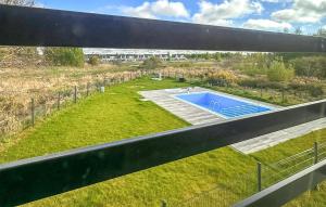 Beautiful Apartment In Trzesacz