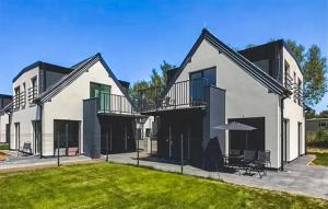 Amazing Apartment In Trzesacz