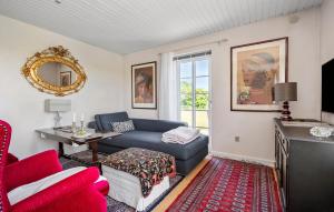 2 Bedroom Nice Home In Hemmet