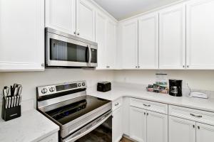 Lime Green Villa Near Disney With Margaritaville Resort & Island H20 Waterpark Access - 2930Cl