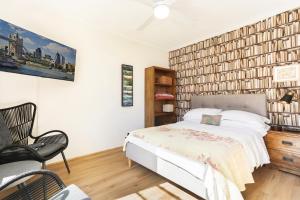 Stylish Apartment Close to Fox/Disney Studios