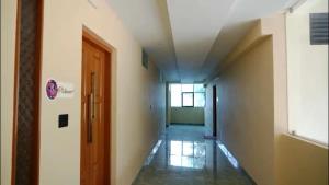 Janani Building - Silver