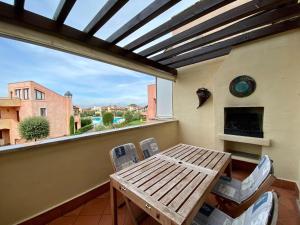 Apartment near Lake Garda with Pool