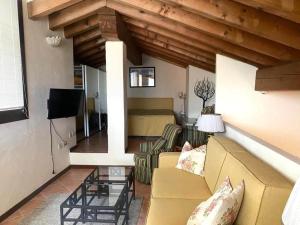 Apartment near Lake Garda with Pool